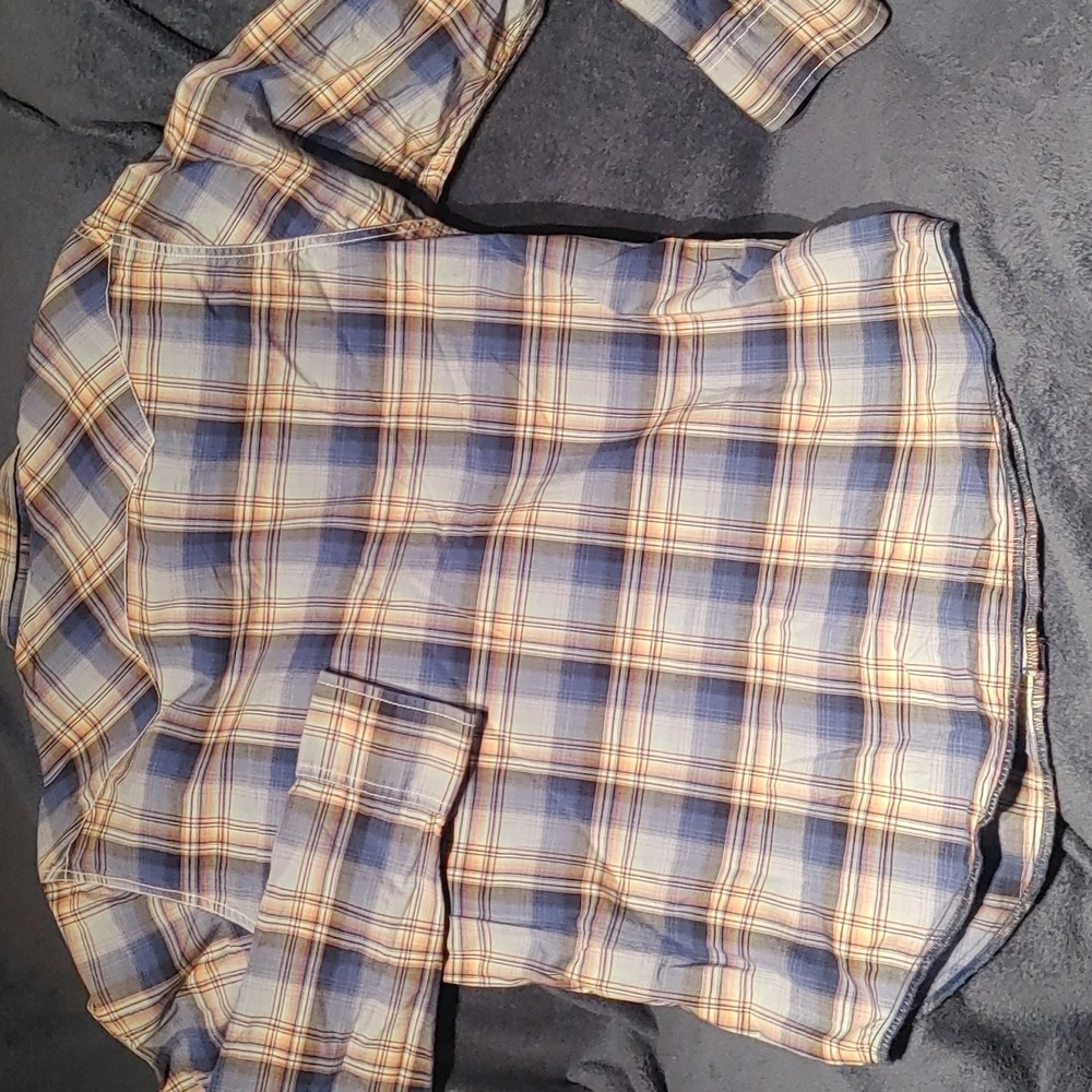 American Eagle Outfitters Plaid Shirt - Picture 4 of 5